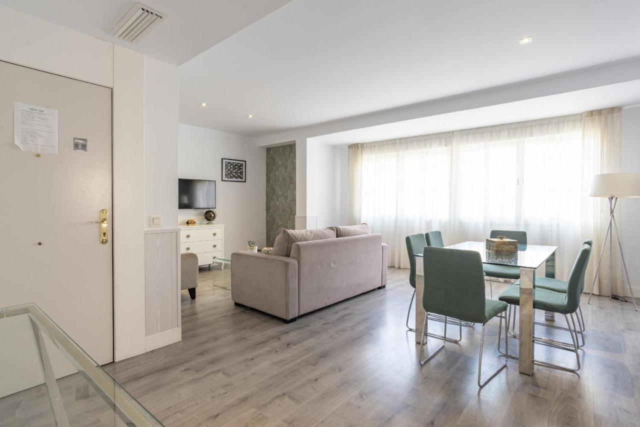Soho Premium 4 Bedrooms Apartment Málaga Exterior foto